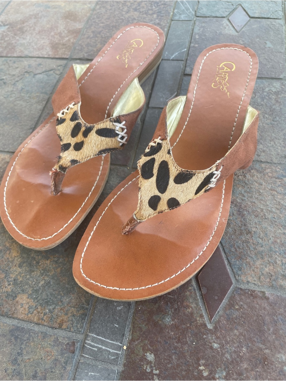 Carlos Santana Brown Leather Thong Sandals with Leopard Haircalf